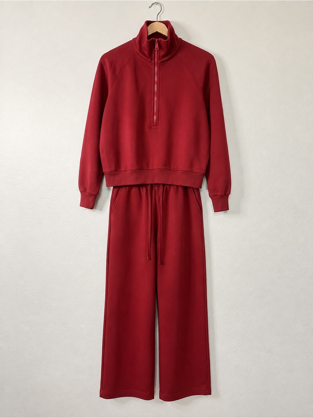 #118 Women's Half-Zip Pullover & Wide-Leg Sweatpants Set — Red